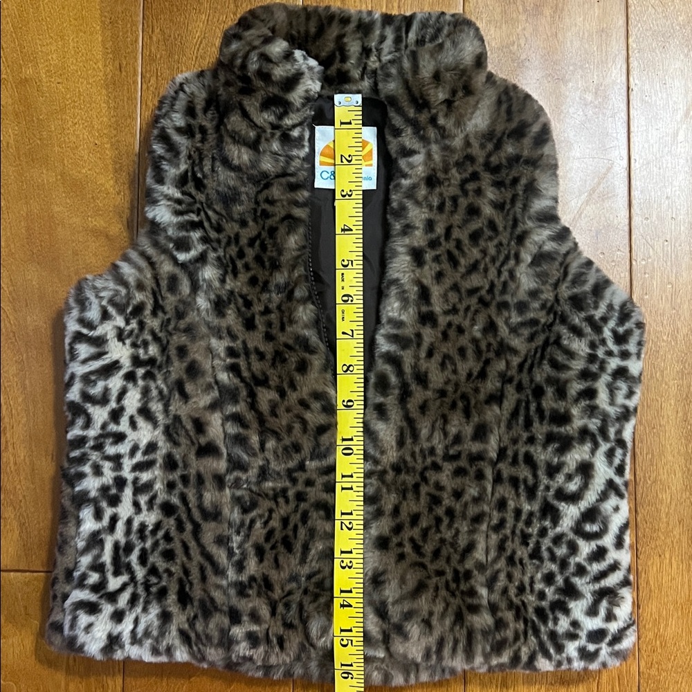 C&C California Kids Faux Fur Leopard Print Vest Size 6 Chic Stylish - Picture 5 of 8